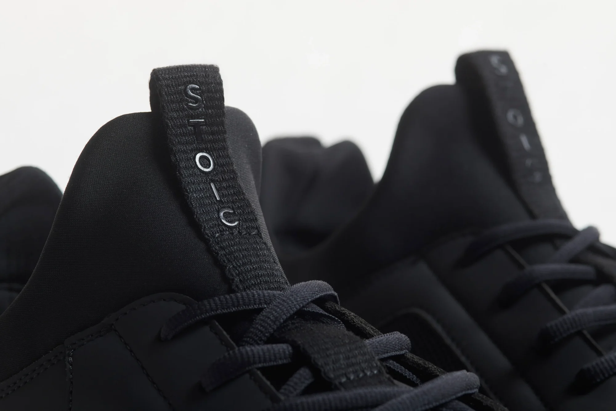 ST Trainer Front Detail